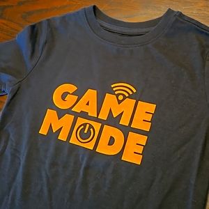 💖5/$15 Boys Game Mode Tshirt S(6/7)